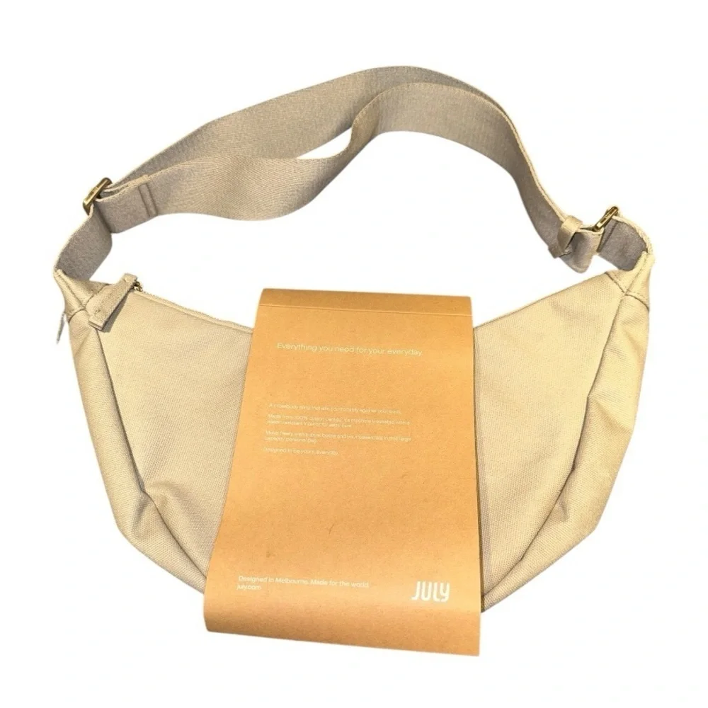Elegant Cream Shoulder Bag